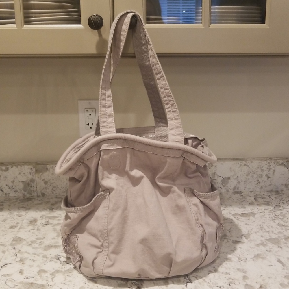 Bucket bag